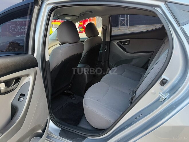 Hyundai Elantra 2015, 121,800 km - 1.8 l - Bakı