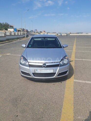 Opel Astra 2005, 215,000 km - 1.4 l - Bakı