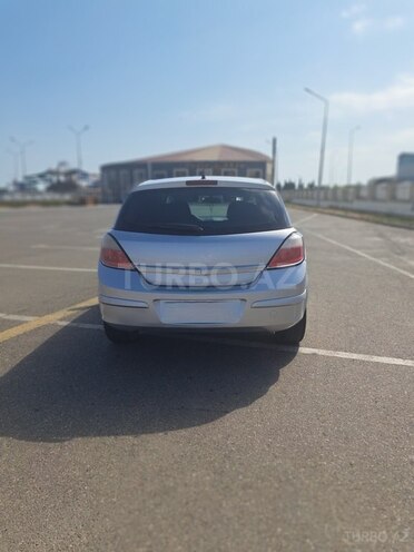 Opel Astra 2005, 215,000 km - 1.4 l - Bakı