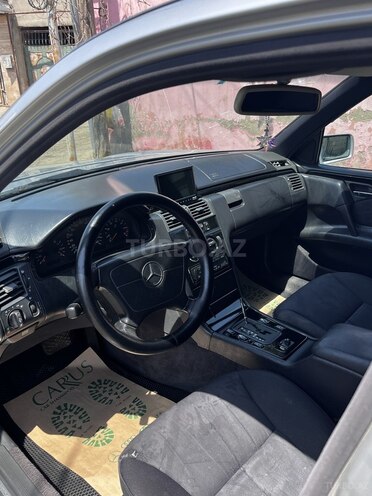 Mercedes E 230 1997, 516,994 km - 2.3 l - Bakı