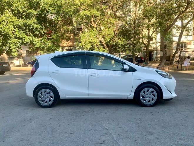 Toyota Aqua 2017, 75,000 km - 1.5 l - Bakı