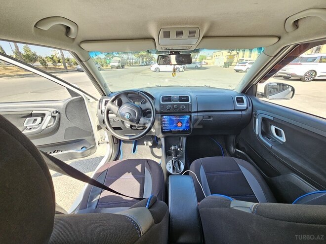 Skoda Fabia 2010, 206,351 km - 1.6 l - Bakı