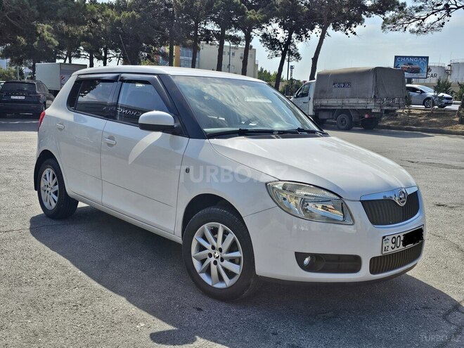 Skoda Fabia 2010, 206,351 km - 1.6 l - Bakı