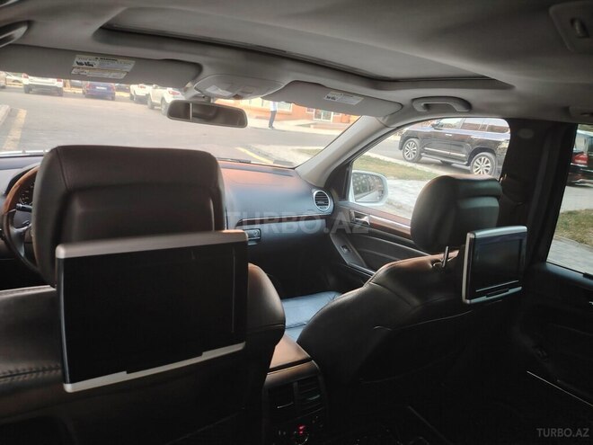 Mercedes GL 550 2009, 436,000 km - 5.5 л - Bakı