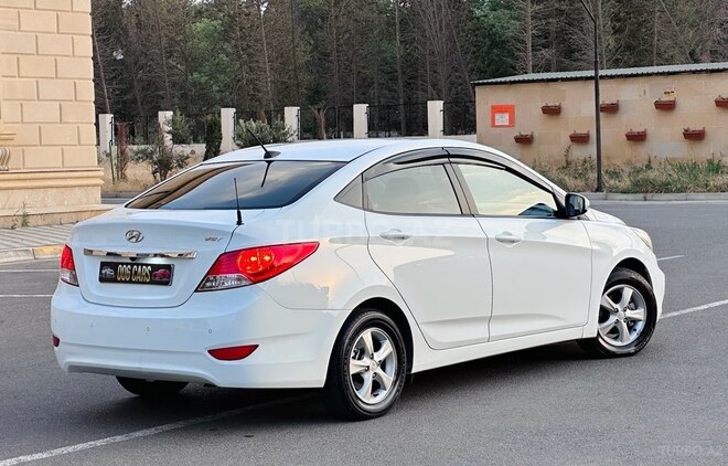 Hyundai Accent 2014, 214,000 km - 1.6 l - Sumqayıt
