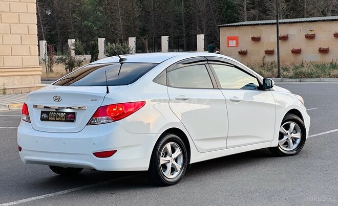 Hyundai Accent 2014, 214,000 km - 1.6 l - Sumqayıt