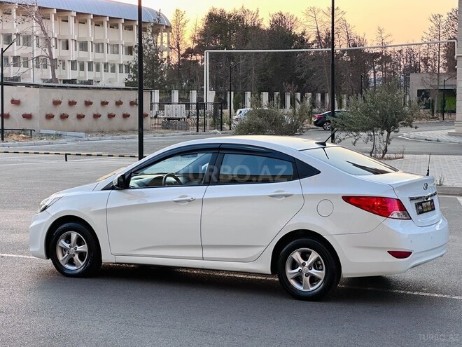 Hyundai Accent 2014, 214,000 km - 1.6 l - Sumqayıt