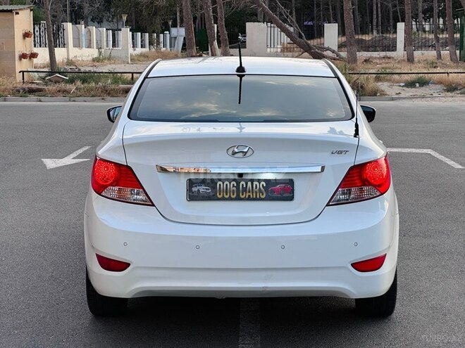 Hyundai Accent 2014, 214,000 km - 1.6 l - Sumqayıt