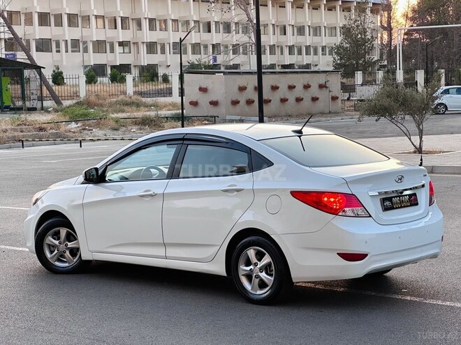 Hyundai Accent 2014, 214,000 km - 1.6 l - Sumqayıt