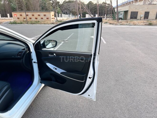 Hyundai Accent 2014, 214,000 km - 1.6 l - Sumqayıt