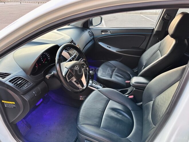 Hyundai Accent 2014, 214,000 km - 1.6 l - Sumqayıt