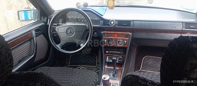 Mercedes E 220 1994, 404,652 km - 2.2 l - Bakı