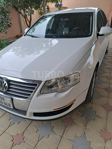 Volkswagen Passat 2005, 176,350 km - 2.0 л - Goranboy