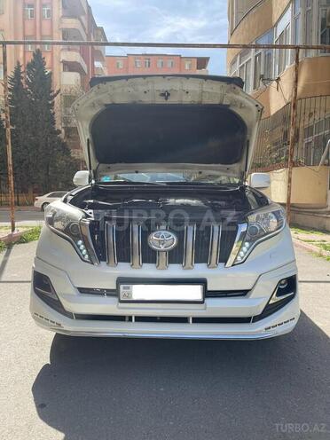 Toyota Land Cruiser Prado 2011, 215,000 km - 4.0 л - Bakı
