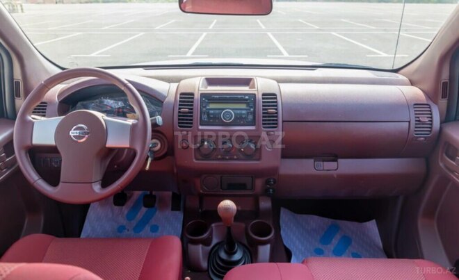 Nissan Navara 2010, 533,335 km - 2.5 л - Tovuz