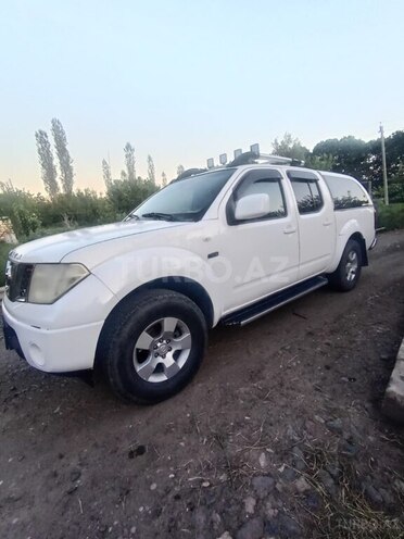 Nissan Navara 2010, 533,335 km - 2.5 л - Tovuz