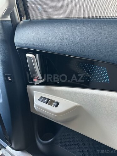 Kia Carnival 2024, 8,200 km - 1.6 l - Bakı