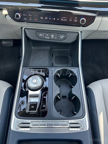 Kia Carnival 2024, 8,200 km - 1.6 l - Bakı