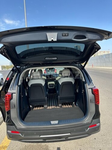 Kia Carnival 2024, 8,200 km - 1.6 l - Bakı