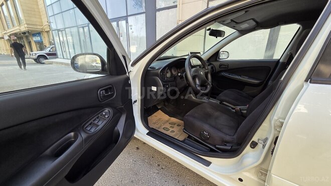 Nissan Sunny 2010, 191,300 km - 1.6 l - Bakı