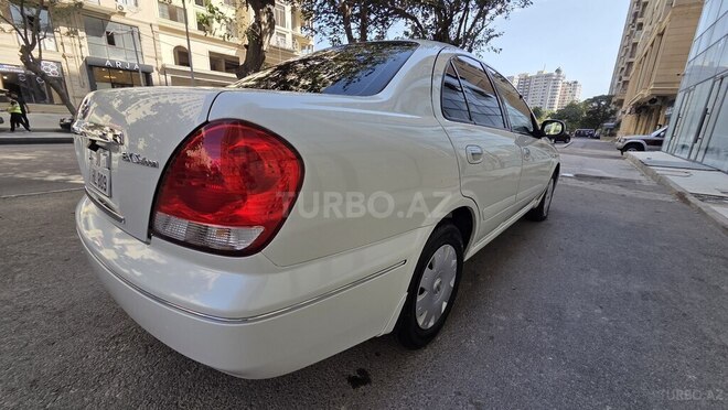 Nissan Sunny 2010, 191,300 km - 1.6 l - Bakı