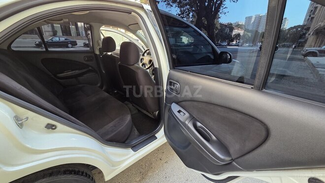 Nissan Sunny 2010, 191,300 km - 1.6 l - Bakı