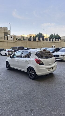 Opel Corsa 2011, 206,000 km - 1.4 l - Bakı