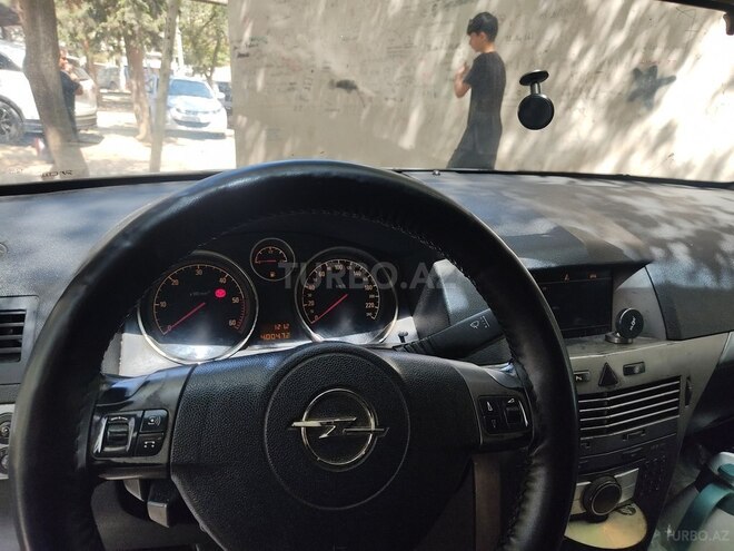 Opel Astra 2006, 400,000 km - 1.3 l - Bakı
