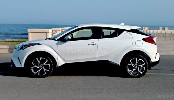 Toyota C-HR 2018, 124,990 km - 2.0 l - Bakı