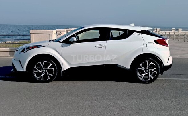 Toyota C-HR 2018, 124,990 km - 2.0 l - Bakı