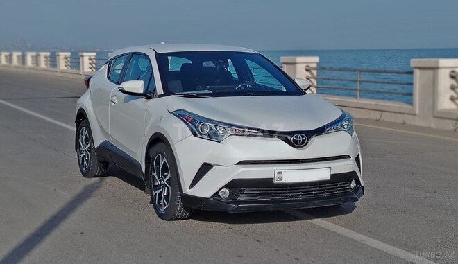 Toyota C-HR 2018, 124,990 km - 2.0 l - Bakı