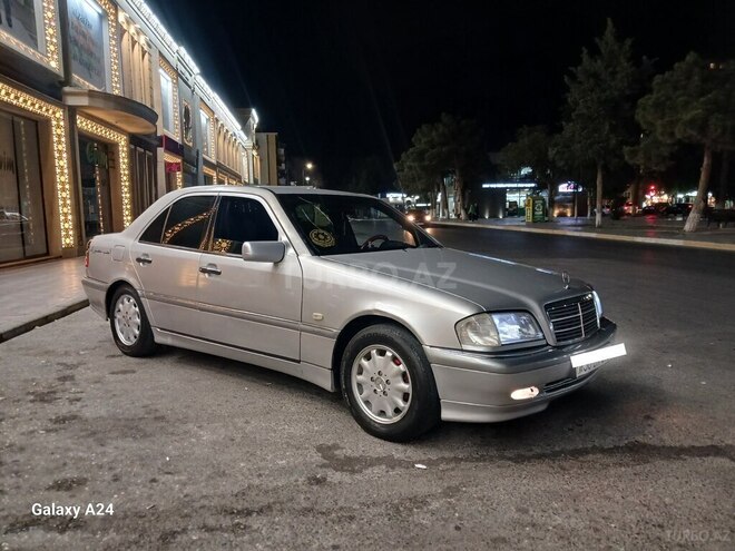 Mercedes C 240 1999, 350,000 km - 2.6 l - Sumqayıt