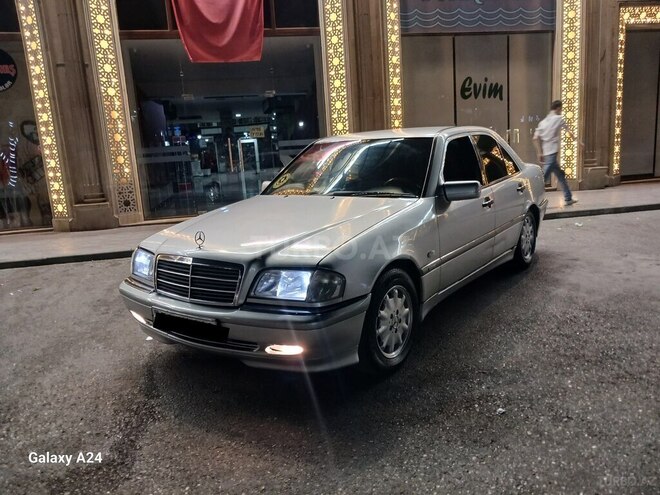Mercedes C 240 1999, 350,000 km - 2.6 l - Sumqayıt