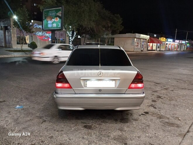 Mercedes C 240 1999, 350,000 km - 2.6 l - Sumqayıt