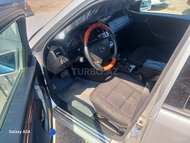 Mercedes C 240 1999, 350,000 km - 2.6 l - Sumqayıt