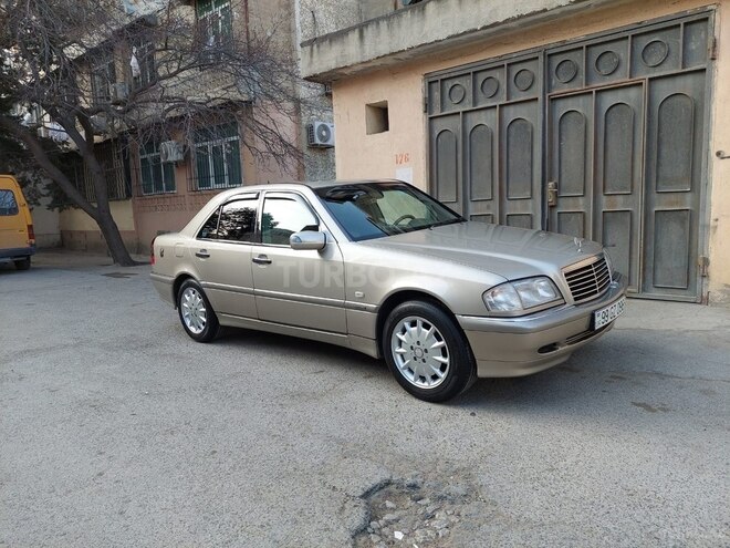 Mercedes C 200 1998, 180,000 km - 2.0 l - Bakı