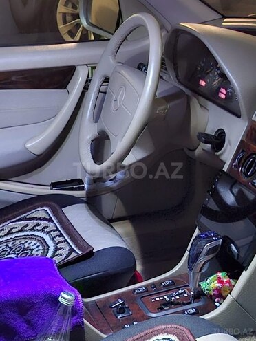 Mercedes C 200 1998, 180,000 km - 2.0 l - Bakı