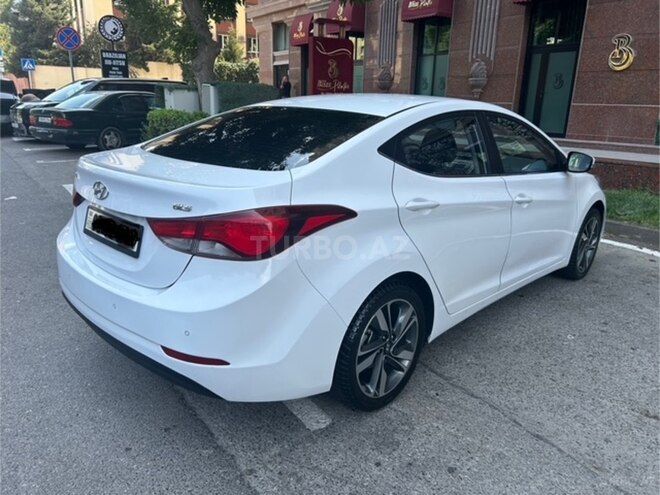 Hyundai Elantra 2015, 146,000 km - 1.8 l - Bakı