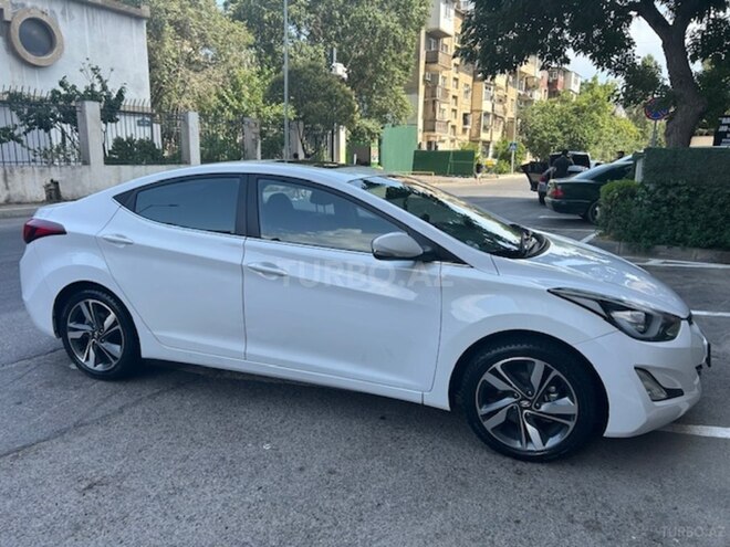 Hyundai Elantra 2015, 146,000 km - 1.8 l - Bakı