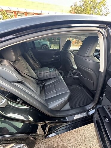 Lexus ES 250 2022, 8,500 km - 2.5 л - Bakı