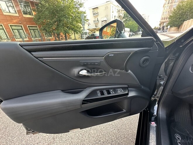 Lexus ES 250 2022, 8,500 km - 2.5 л - Bakı