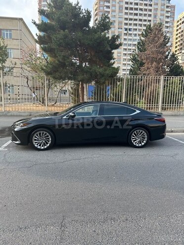 Lexus ES 250 2022, 8,500 km - 2.5 л - Bakı