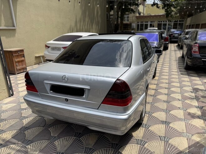 Mercedes C 230 1998, 335,000 km - 2.3 l - Bakı