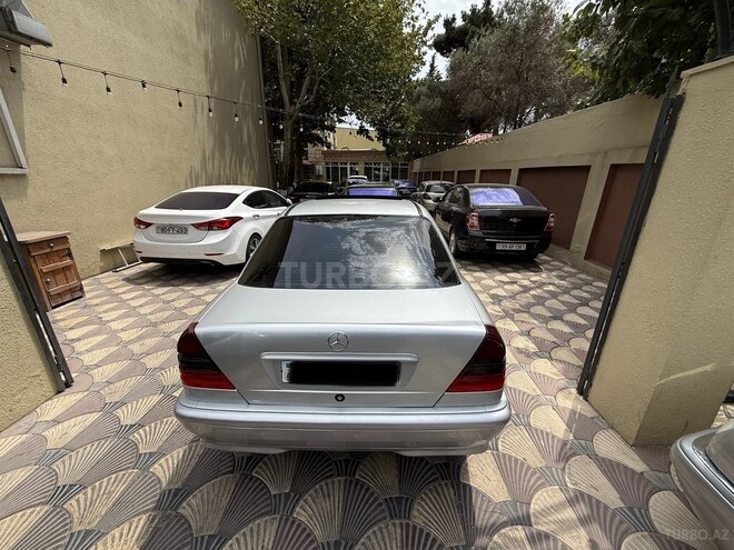 Mercedes C 230 1998, 335,000 km - 2.3 l - Bakı