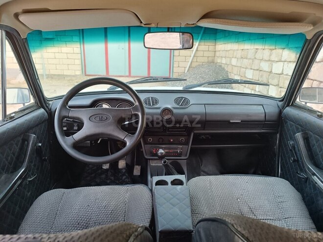 LADA (VAZ) 2106 1993, 95,000 km - 1.6 l - Salyan