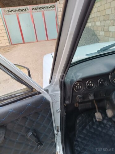 LADA (VAZ) 2106 1993, 95,000 km - 1.6 l - Salyan