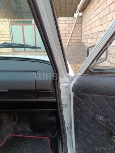 LADA (VAZ) 2106 1993, 95,000 km - 1.6 l - Salyan