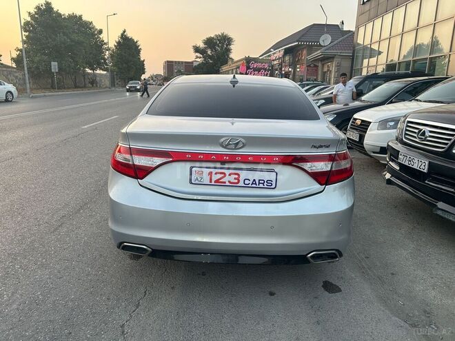 Hyundai Grandeur 2015, 141,400 km - 2.4 l - Bakı