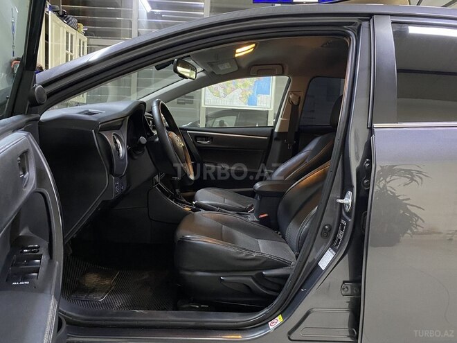Toyota Corolla 2017, 165,000 km - 1.8 l - Sumqayıt