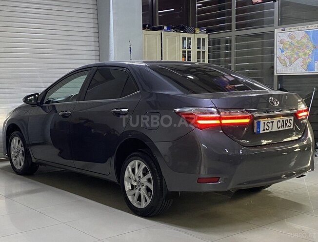Toyota Corolla 2017, 165,000 km - 1.8 l - Sumqayıt